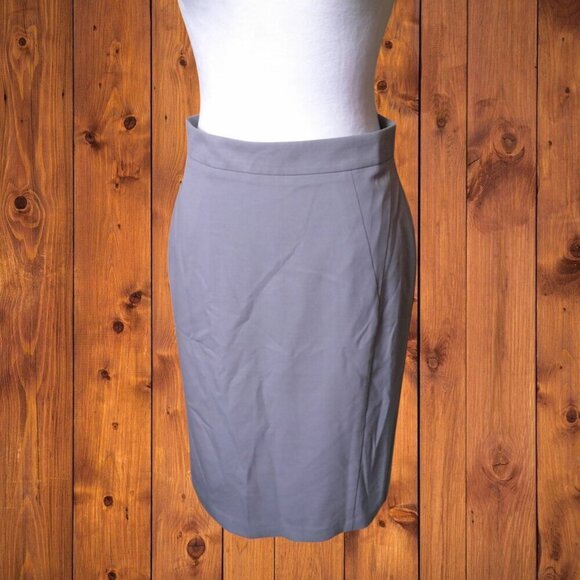 Ann Taylor Dresses & Skirts - Ann Taylor Size 4 Gray Pencil Straight Skirt Back Pleat Business Office Career